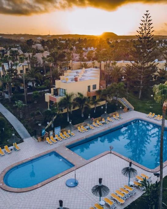 Blue Pearl Apartment Коралео Екстериор снимка